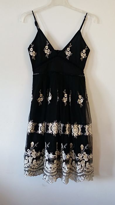 Sukienka boho koronkowa czarna