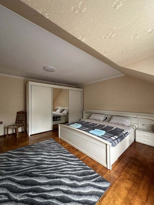 Здається житло подобово