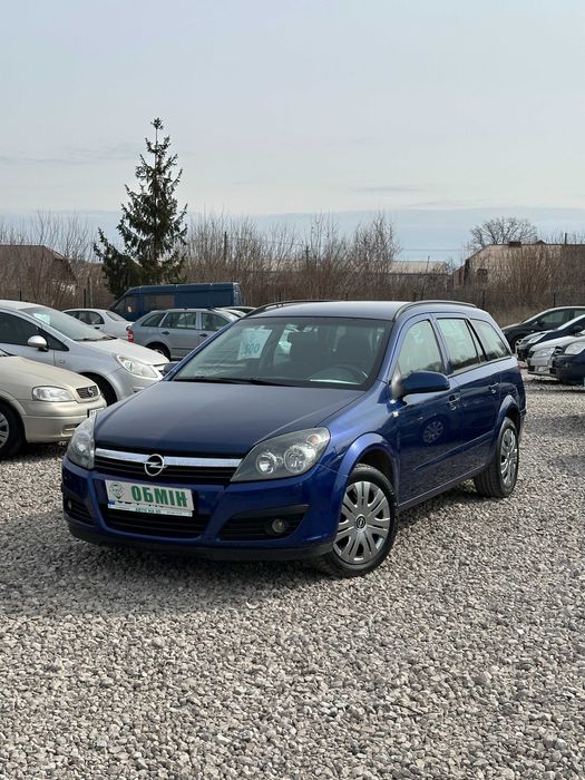 Продам Opel Astra  2016 рік можлива розстрочка,кредит,обмін!