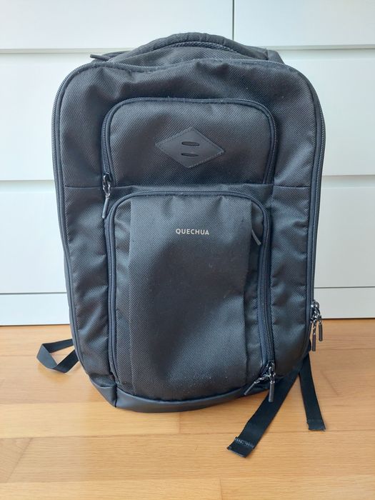 Mochila de caminhada multibolsos 23L