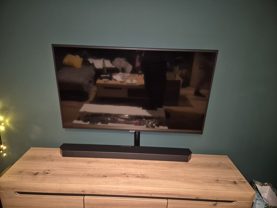 Samsung 49” 4K UHD Smart TV UE49NU7102 – HDR, stan bdb, komplet