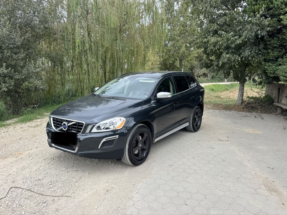 VOLVO XC60 D5 R-DESIGN 2.4 Diesel — 175 CV | 2010