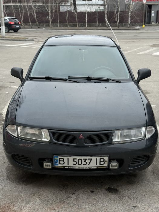 Продам Mitsubisi Carisma