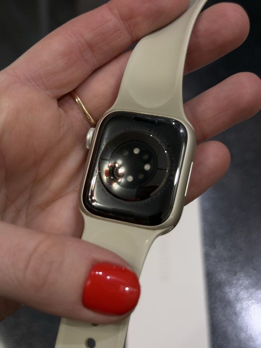 Жіночі часи Apple watch 8 41 mm