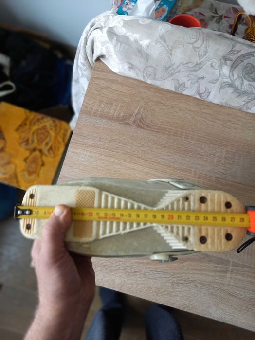 Черевики лижні вживані