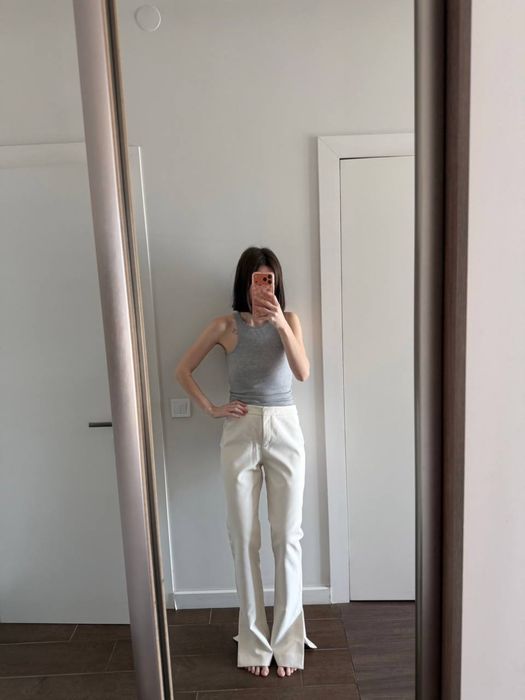 Штани Zara, дуже хорошої якості як нові