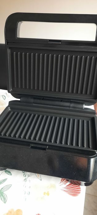 Grelhador Delonghi Multigril easy