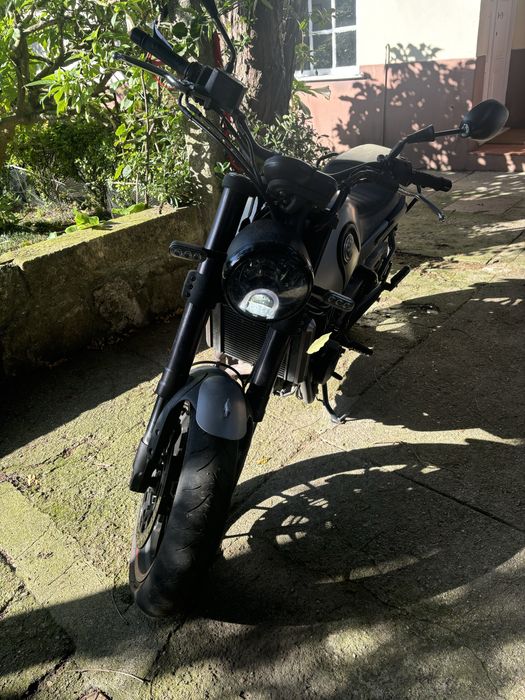 Benelli leoncino 500