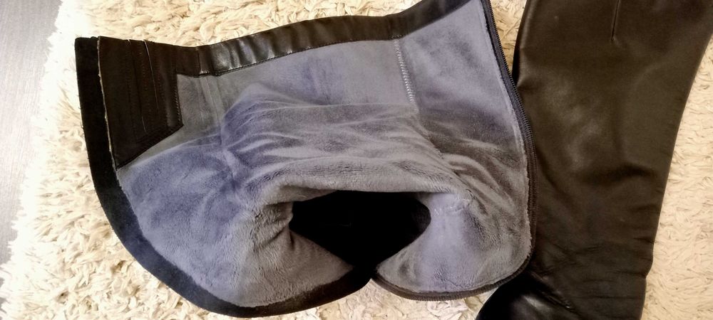 Шкіряні сапоги жіночі