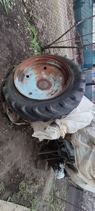 МТЗ 52 по частинах