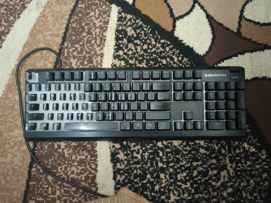 Stealseries Apex 3