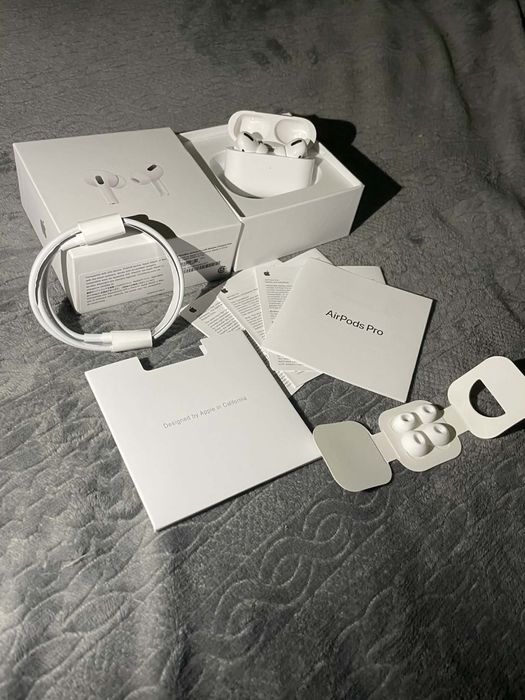 Zafoliowane! Słuchawki bezprzewodowe AirPods Pro