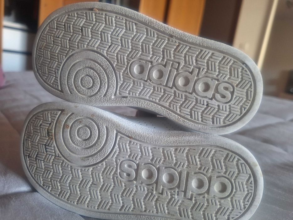 Sapatilhas ténis ADIDAS Tam. 25