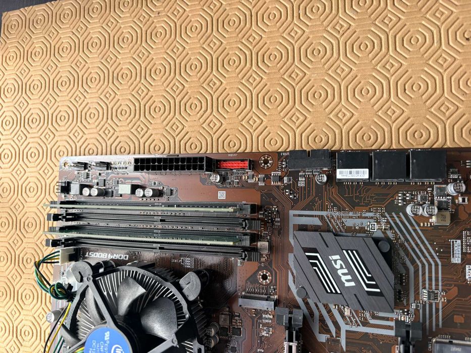 Bundle Motherboard Z390+Processador i7-8700+16 Gb Ram DDR4