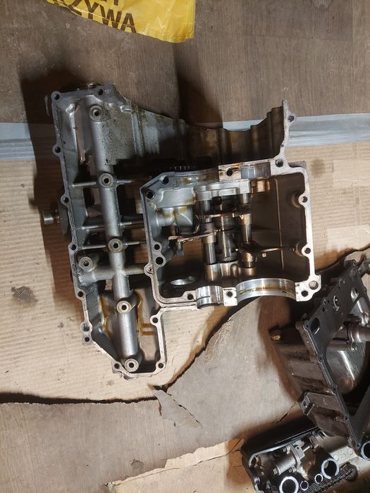 Częsci silnik gsxr 1000 k7 k8 wał korbowy tłok tłoki