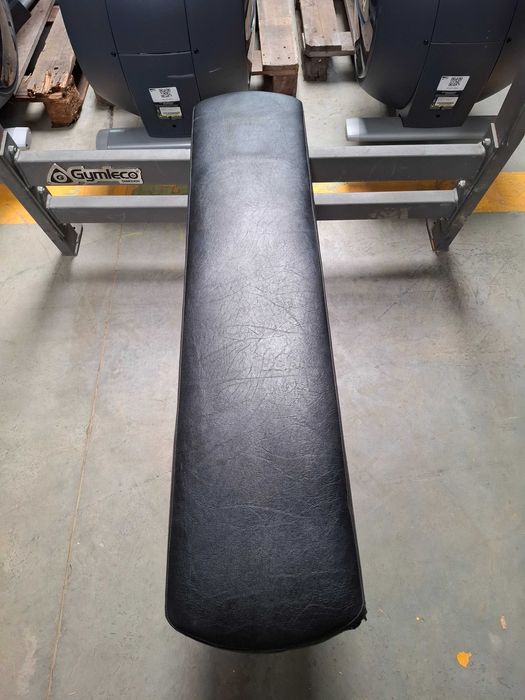 Ławka płaska pod sztangę Gymleco w stanie "as is"