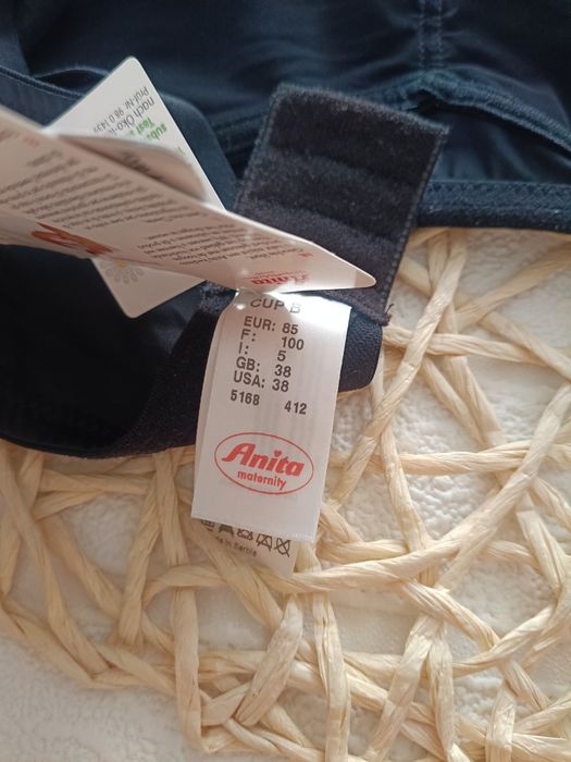 Biustonosz miękki bez fiszbin do karmienia Anita rozmiar 85 B nowy