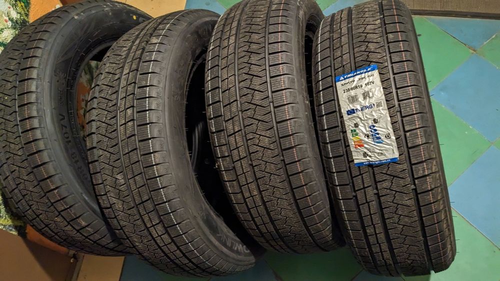 Комплект зимової гуми Triangle Snowlink PL02
