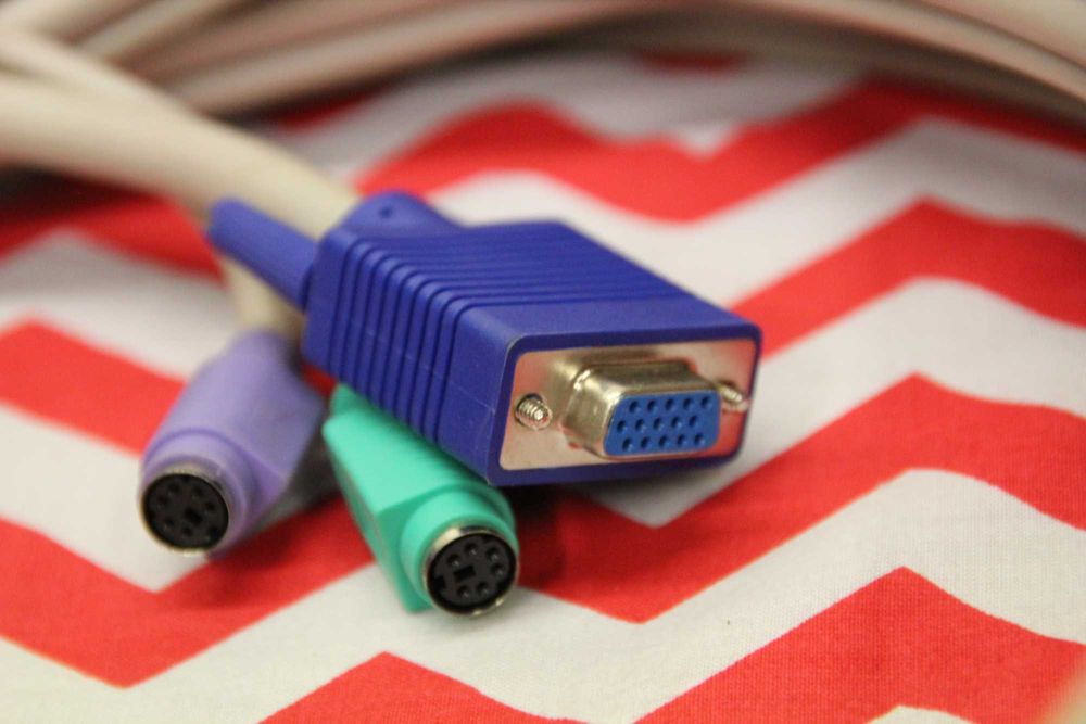 Kabel VGA z PS/2 10m