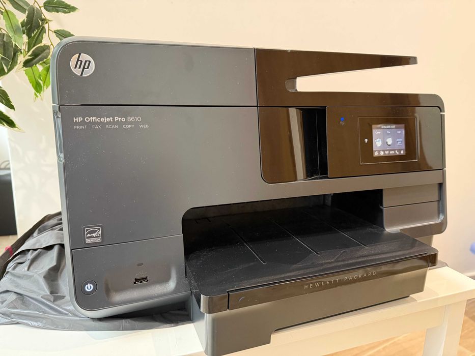 Impressora Multifunções - HP Officejet Pro 8610