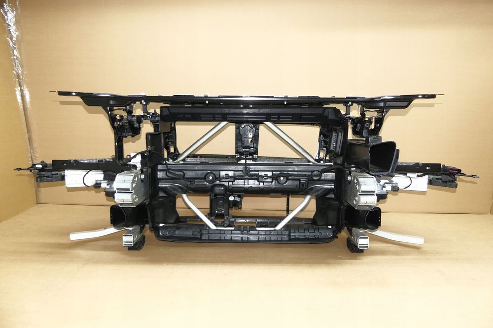 bmw g22 430ix pas przedni belka wzmocnienie radar