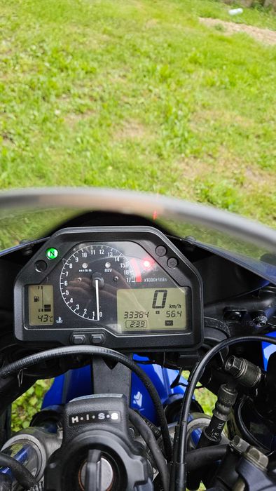 Honda CBR 600RR PC37