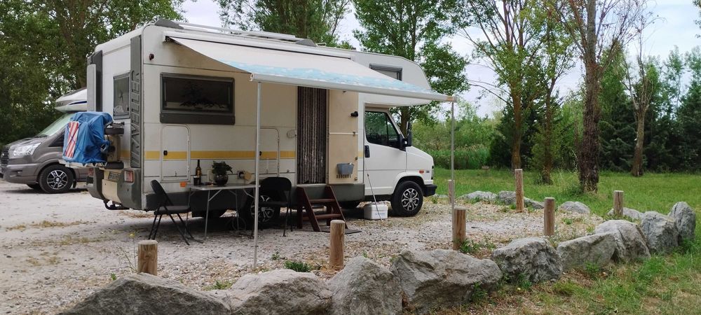 Autocaravana KNAUS 520 1.9 TD IMPECÁVEL