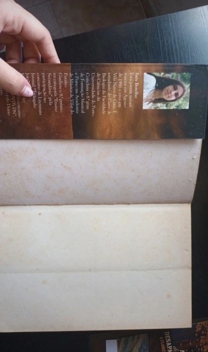 Rainha das Terras da Luz livro