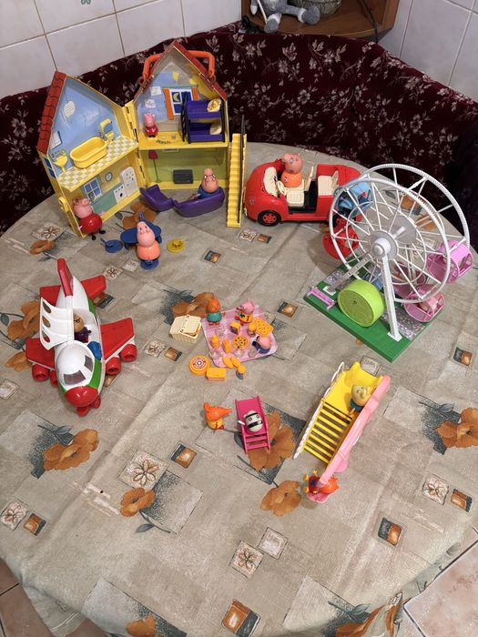 Великий набір іграшок Свинка Пеппа (Peppa Pig): дім, літак, авто та ін
