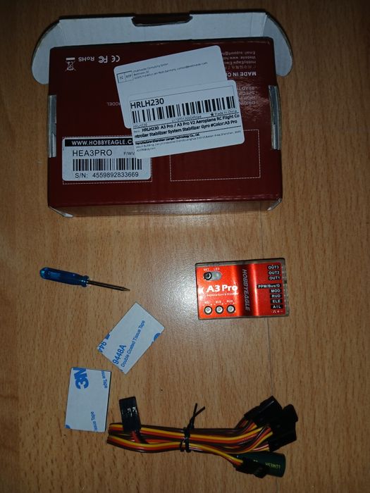 System stabilizacji lotu samolotów RC