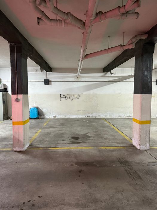 Garagem fechada