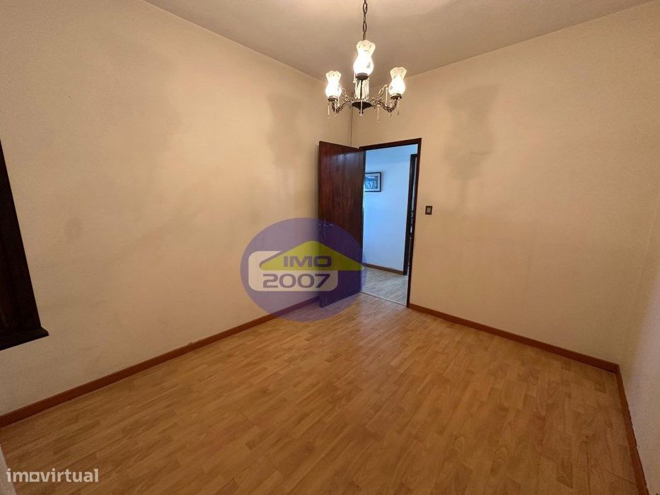 Moradia T3 em Fiães