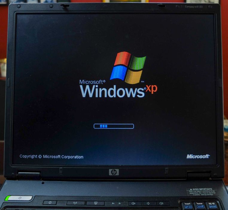 PC Notebook HP Compaq nc6120 - Vintage a funcionar, mas apenas com AC