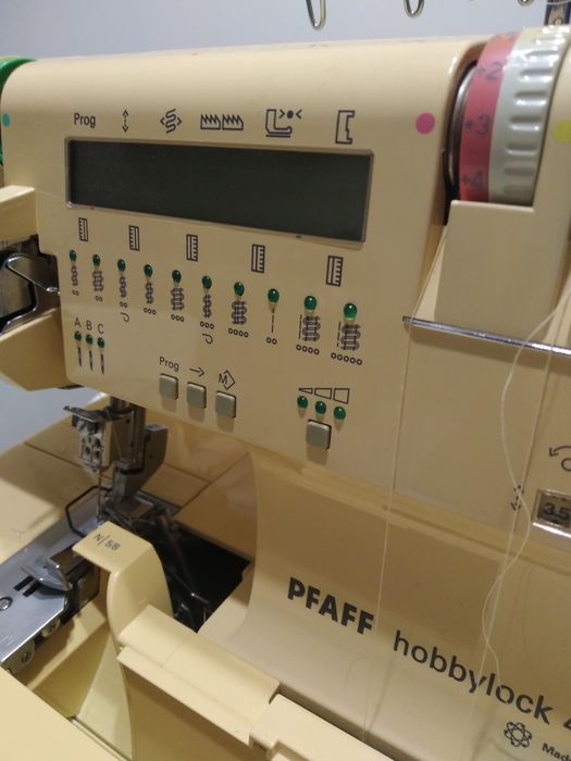 Overlock 5 nitkowy Pfaff hobbylock 4870