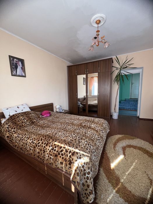 Будинок 256м² + 10 соток | Раково | Гараж, сауна, 5 кімнат
