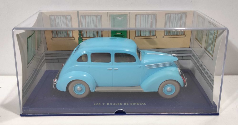 Carro - Tintim e As 7 bolas de cristal - Ford V8 1937