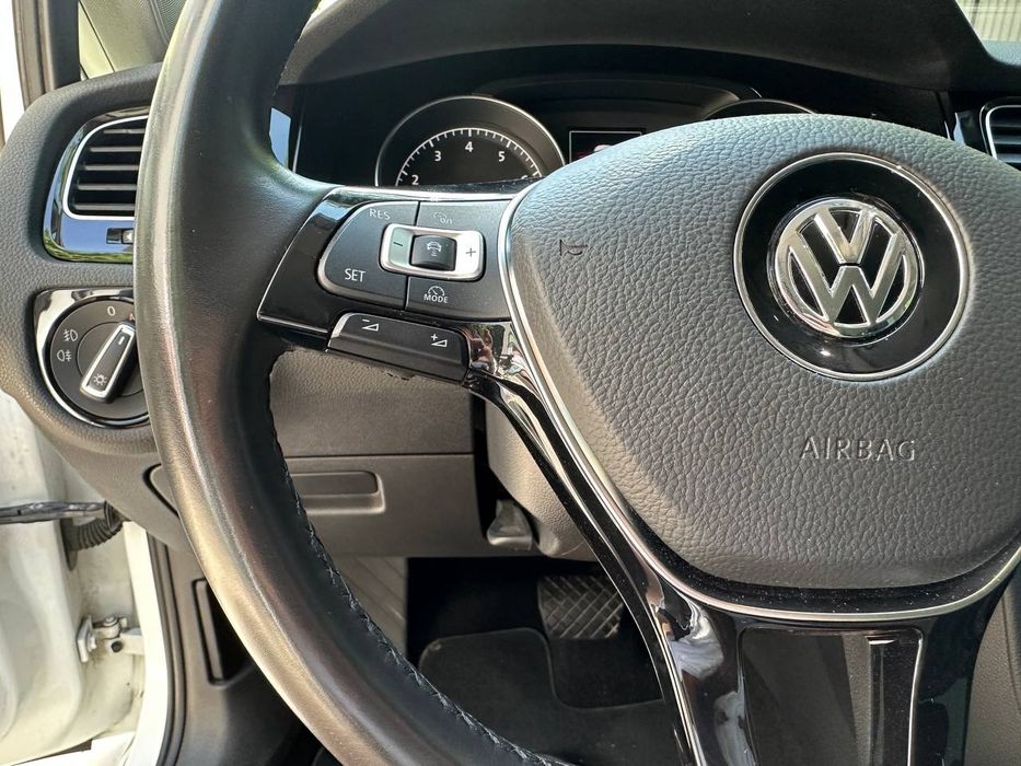 Volkswagen Golf 7