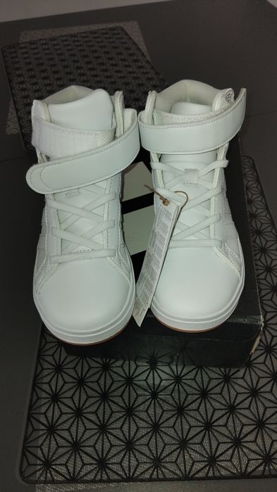Buty chłopięce Adidas