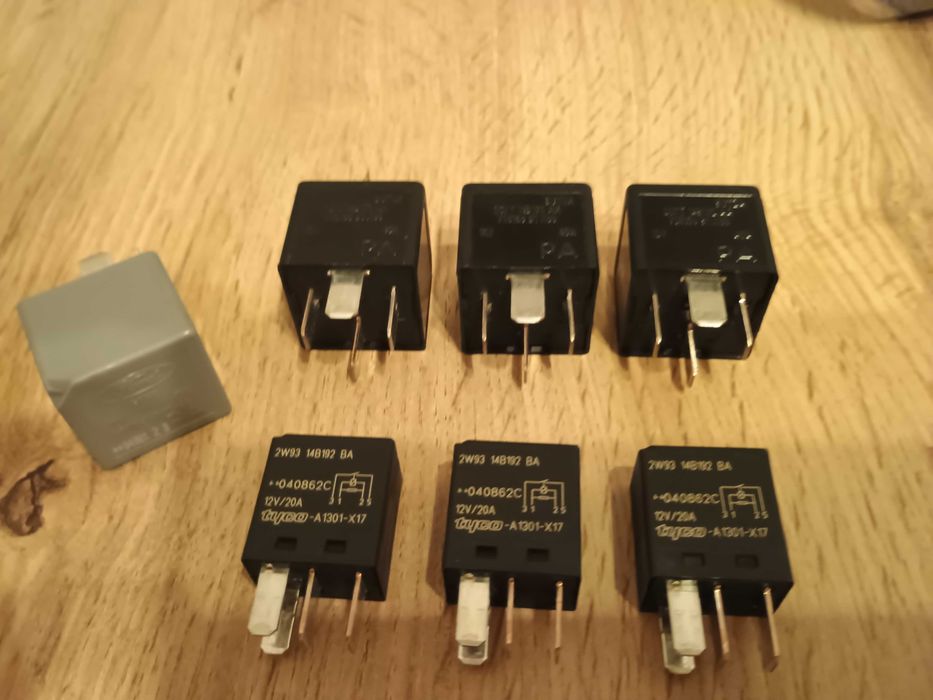 Komplet Przekaźników Fiesta 2004