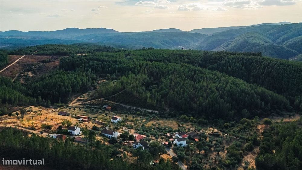 Moradia Rústica T4 Venda em Sarzedas,Castelo Branco