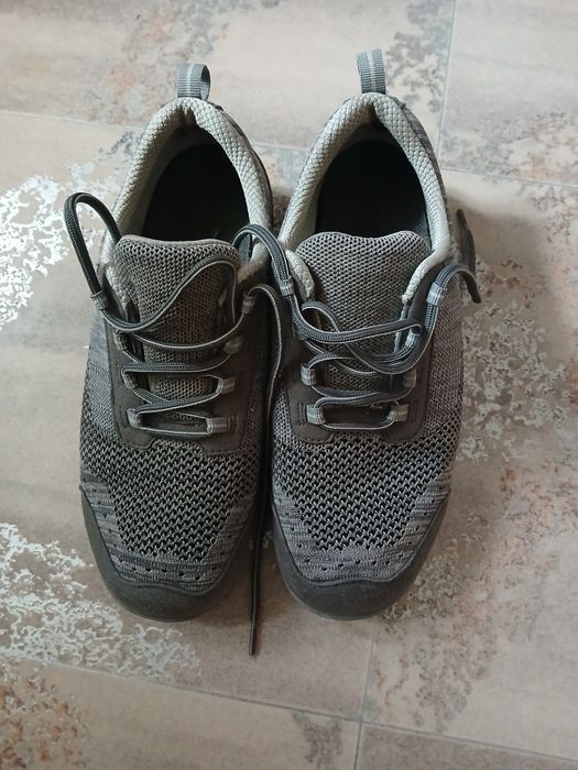 Кроссовки 39-40р мужские