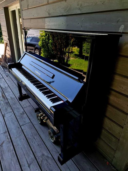 Pianino YAMAHA UX (U3) 131cm 1978r CZARNY POŁYSK