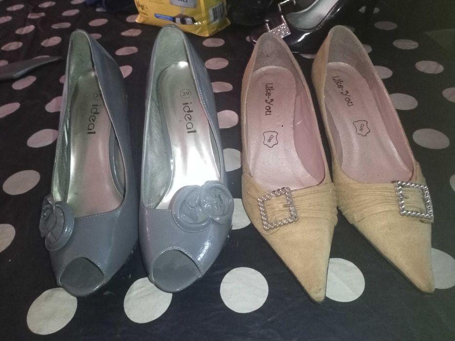 Sapatos de senhora novos