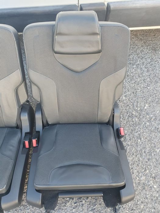 Bancos de Peugeot 308 e Citroen Picasso de 7 lugares