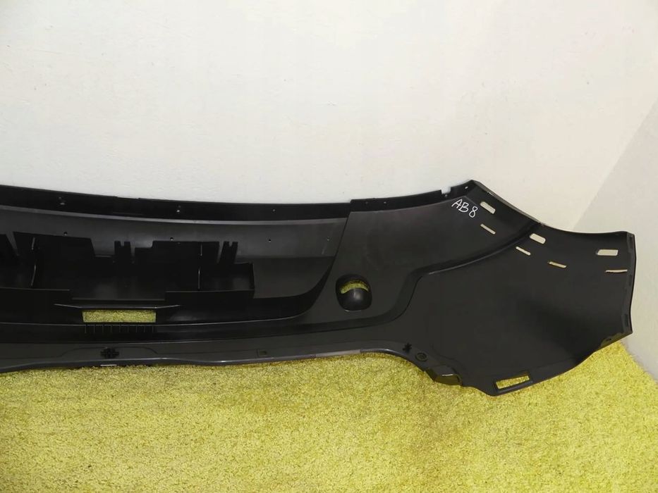 zderzak tył dacia sandero 1 i 07-12 stepway nówy oryginał