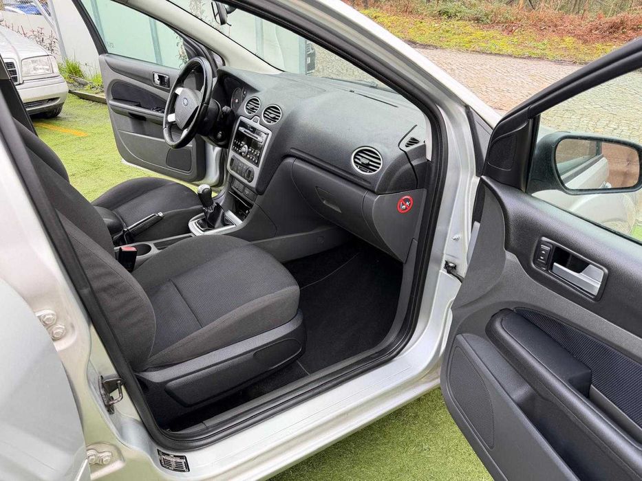 FORD FOCUS • 1.6 TDCi • BOM ESTADO