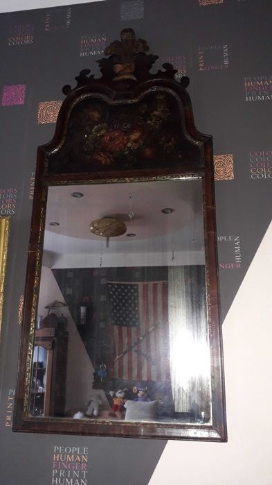 złocona i ręcznie malowana rama z orzecha włoskiego z lustrem Georg I