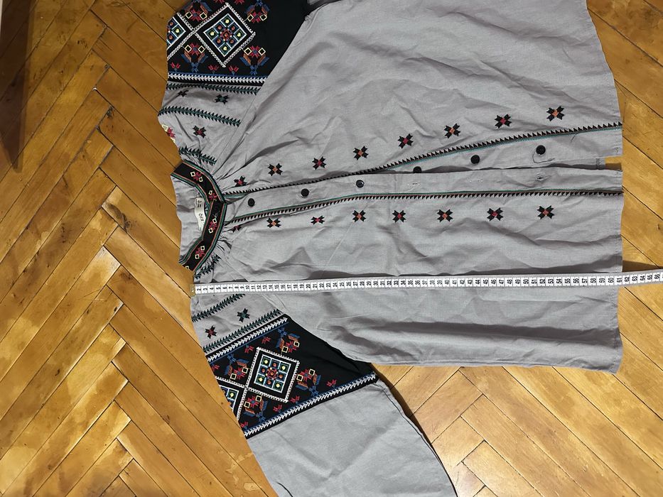 НОВА Жіноча вишиванка сіра з чорним| розмір S|mex 26