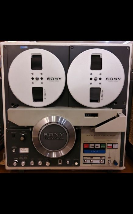SONY Катушечный студийный магнитофон.