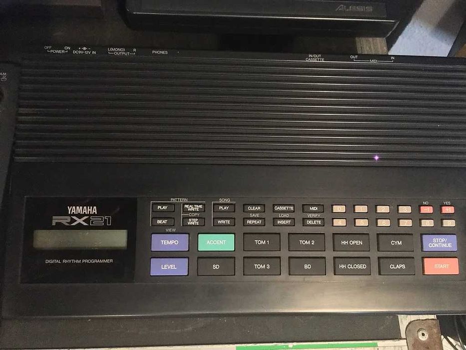 Yamaha RX21 Digital Rhythm Programmer64550494902147120